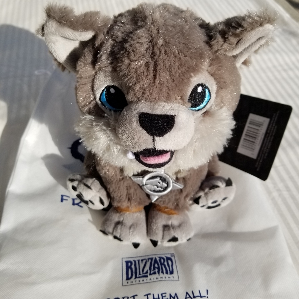 Blizzard WoW Warcraft FrostWolf Cub Plush Toy Rare - Picture 7 of 8